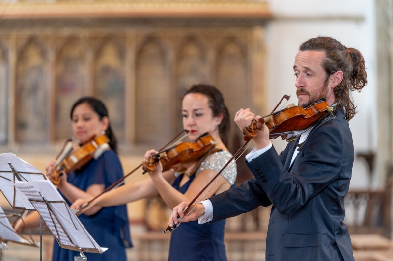 EUCO - Mozart Divertimento in F, K138