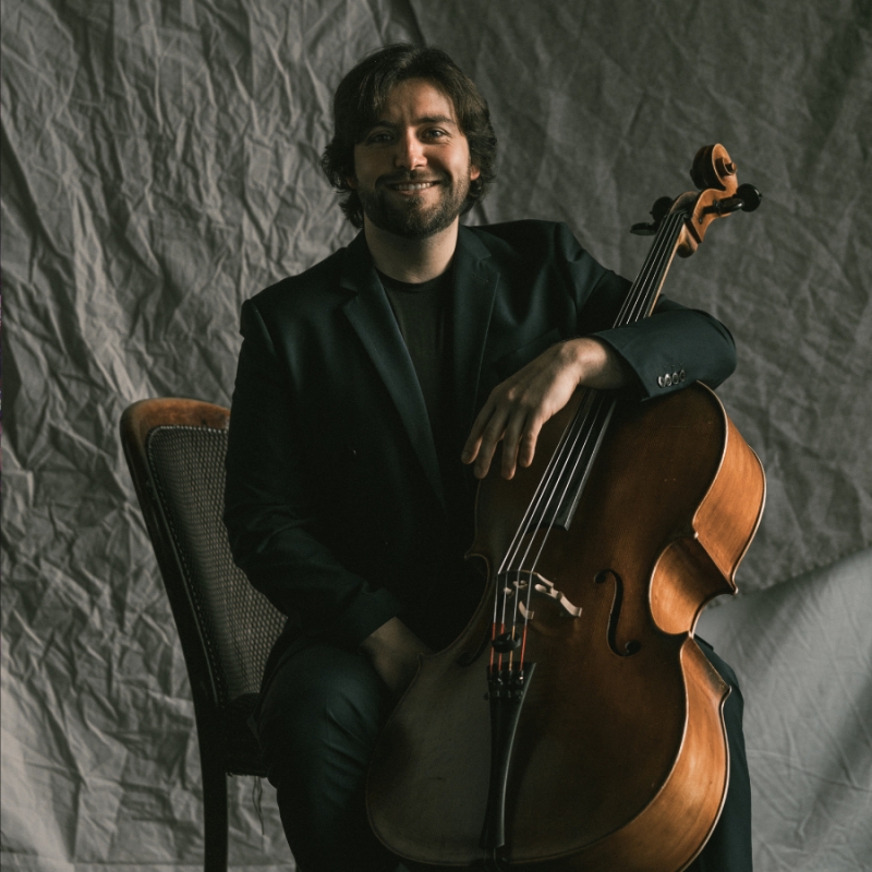 Toby White (cello)